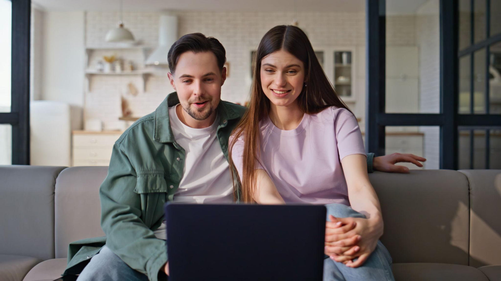 Long-Distance Couples: Are Remote Control Adult Toys Really Worth Buying? - Mairalea